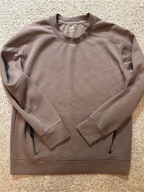 Abercrombie YPB Men's Crewneck Sweatshirt in Brown